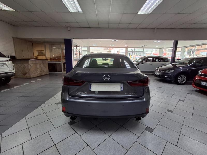 2016 Lexus IS 200t EX