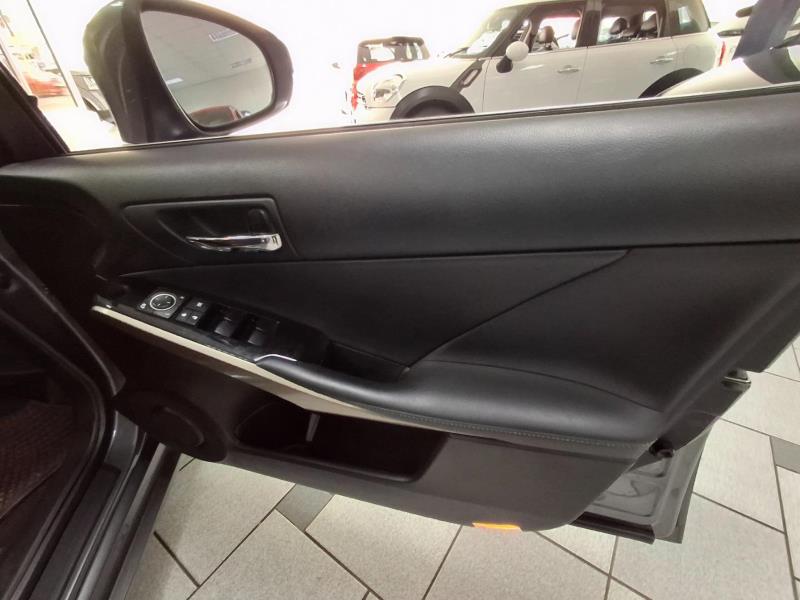2016 Lexus IS 200t EX