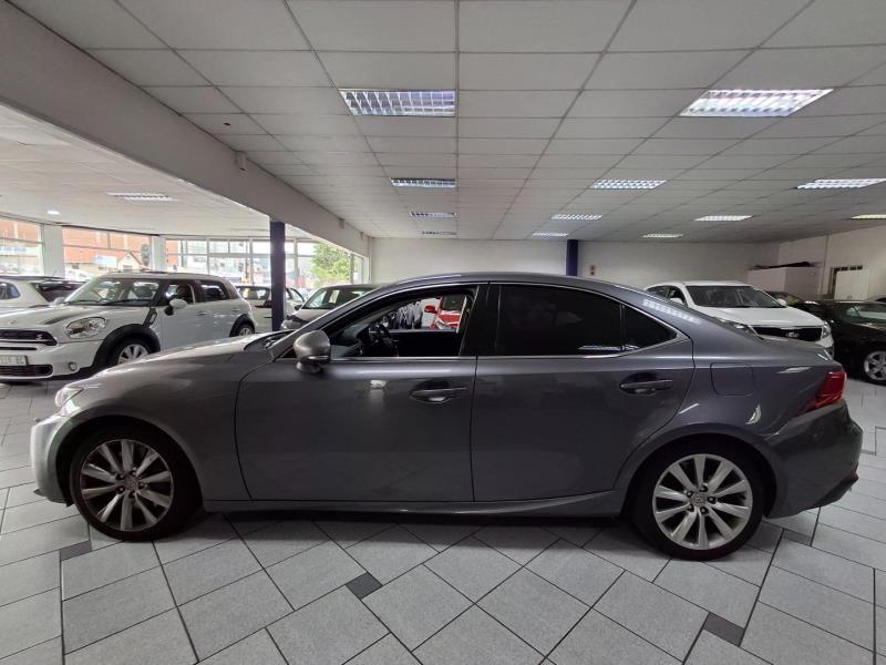 2016 Lexus IS 200t EX