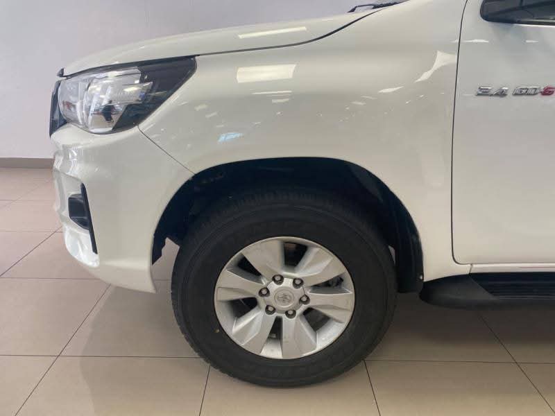 2019 Toyota Hilux
2.4GD-6 Double Cab 4x4 SRX