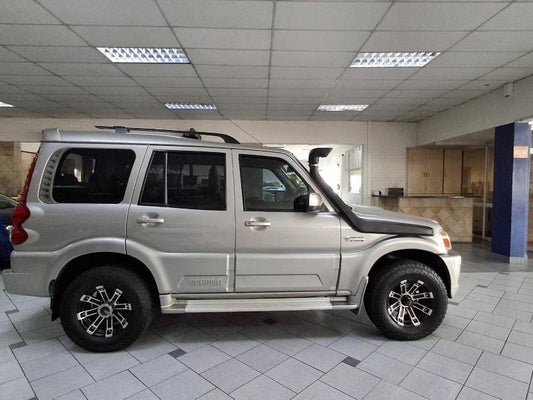 2015 Mahindra Scorpio 2.2CRDe 4x4 VLX