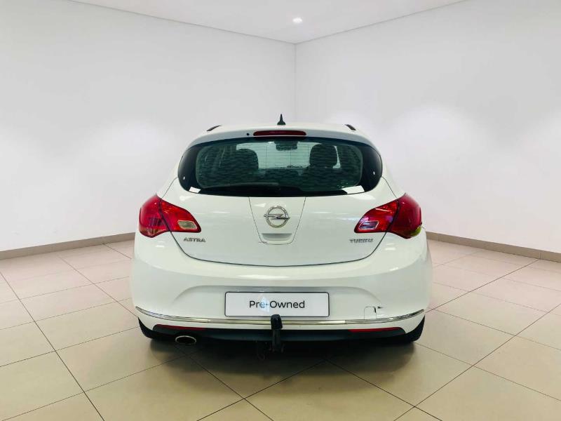 2015 Opel Astra
Hatch 1.4 Turbo Enjoy